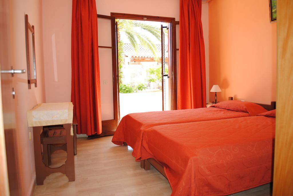 Hotel Olga Agios Stefanos Avliotes  Phòng bức ảnh