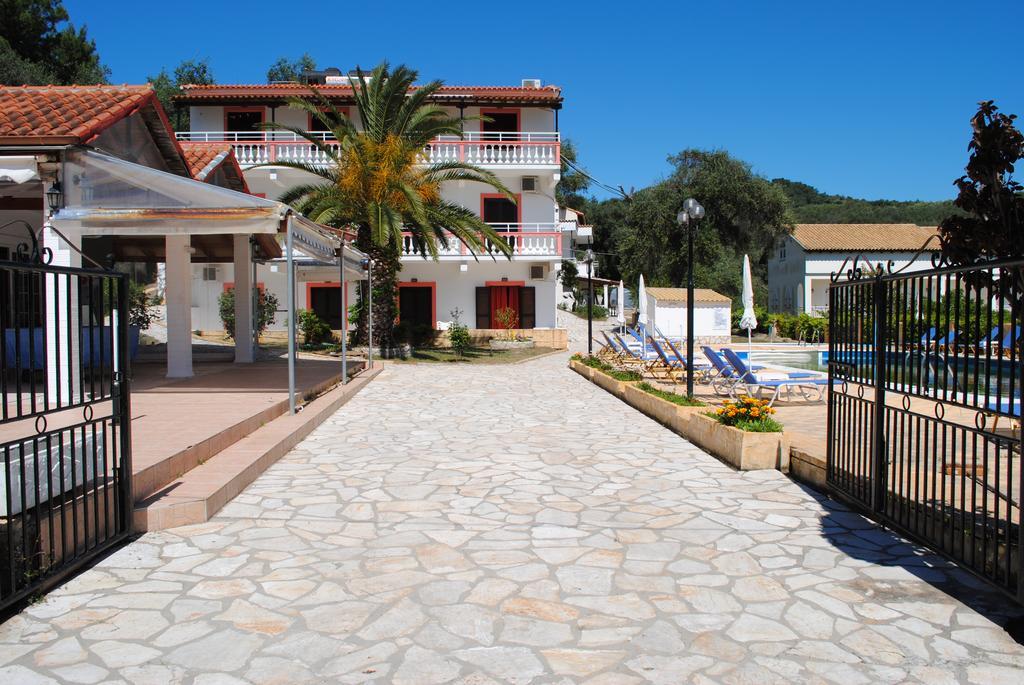 Hotel Olga Agios Stefanos Avliotes  Ngoại thất bức ảnh