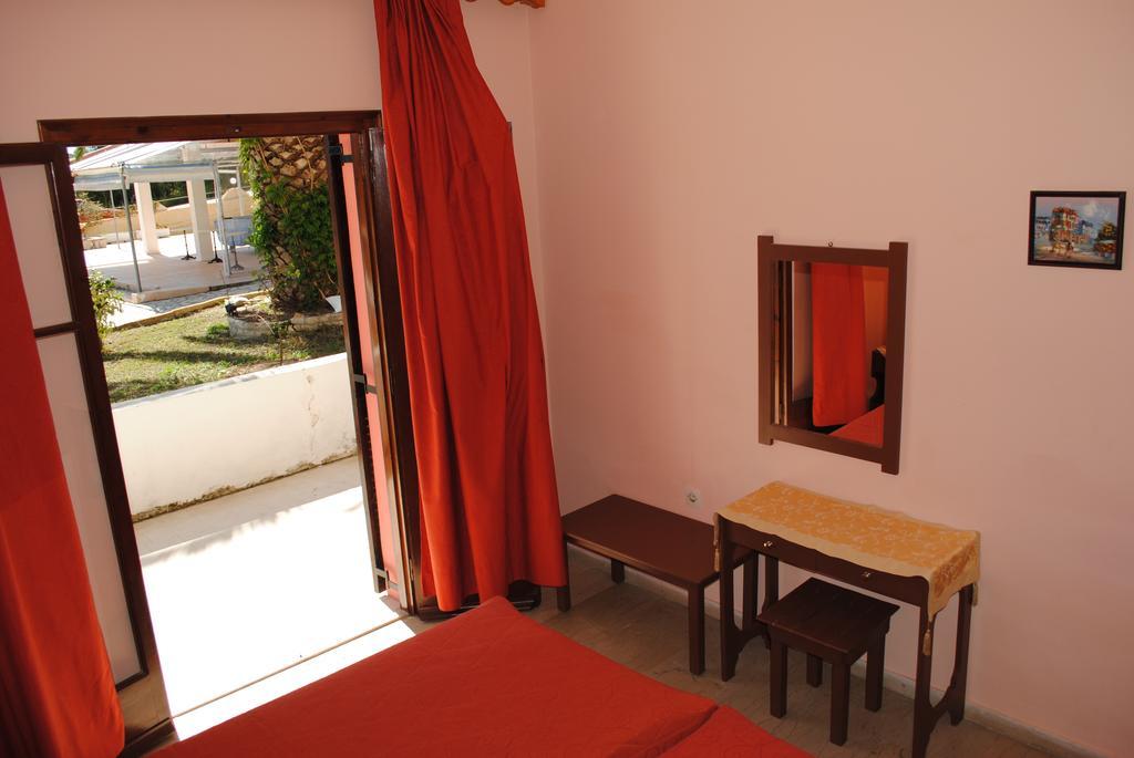 Hotel Olga Agios Stefanos Avliotes  Ngoại thất bức ảnh